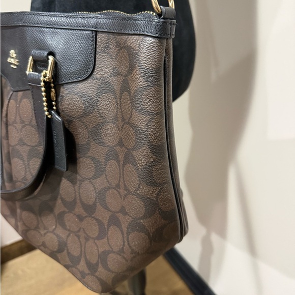 Coach F34614 Peyton Brown Signature Pleated Tote Satchel Handbag Purse - Picture 6 of 12